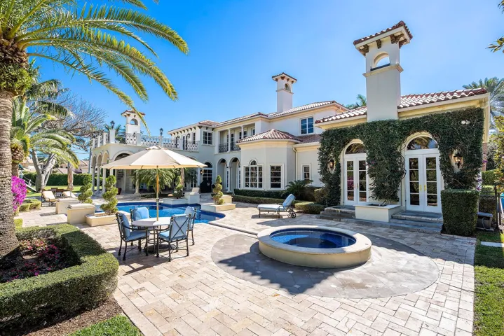 1869_Sabal_Palm_Drive_04