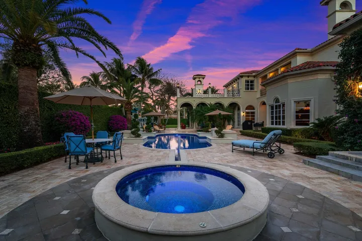 1869_Sabal_Palm_Drive_Dusk_06