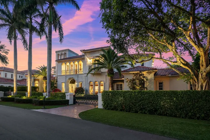 1869_Sabal_Palm_Drive_Dusk_03