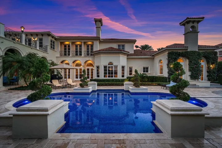 1869_Sabal_Palm_Drive_Dusk_07