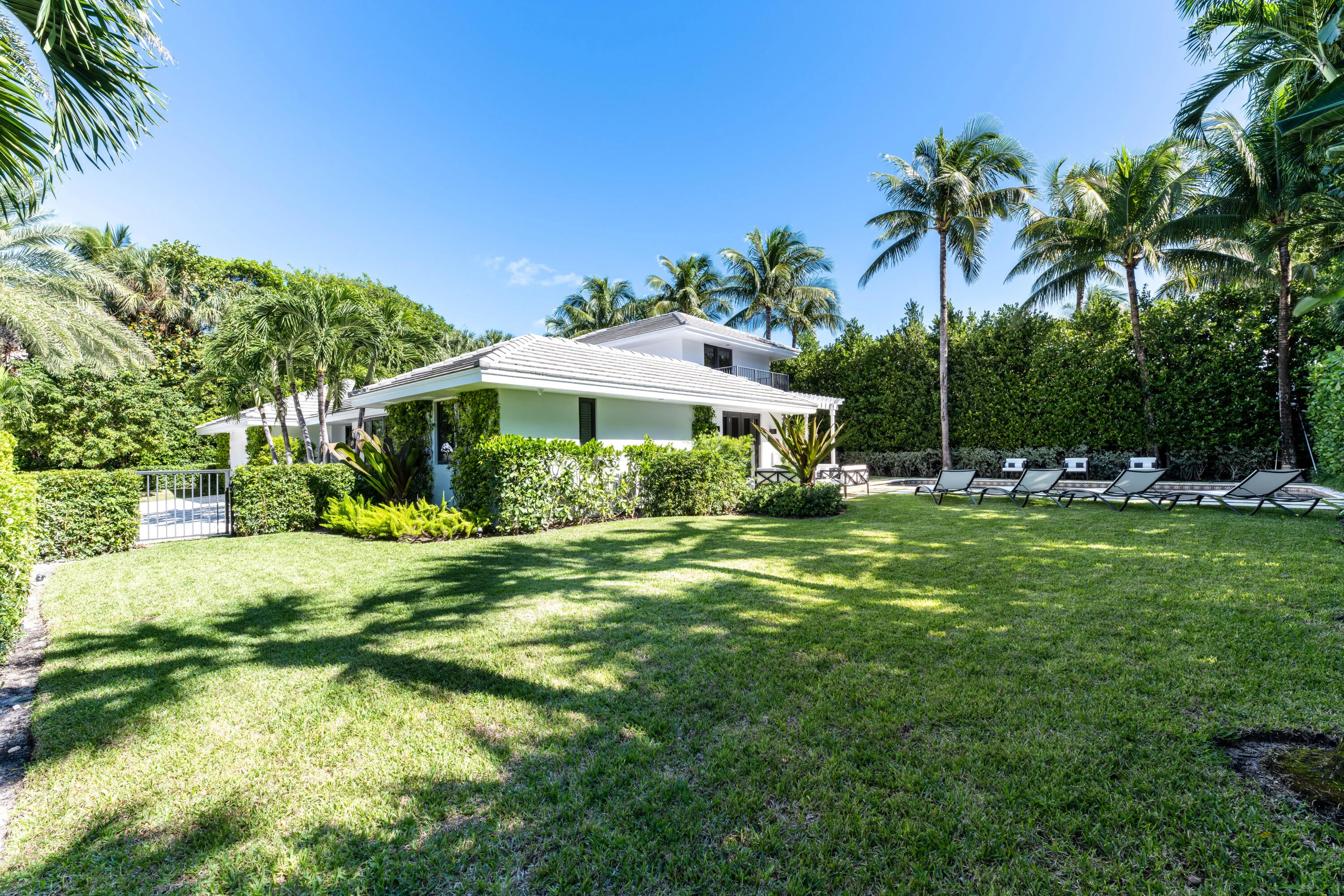 Oversized yard