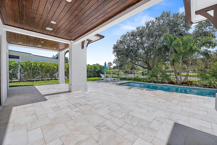 Pool & Patio