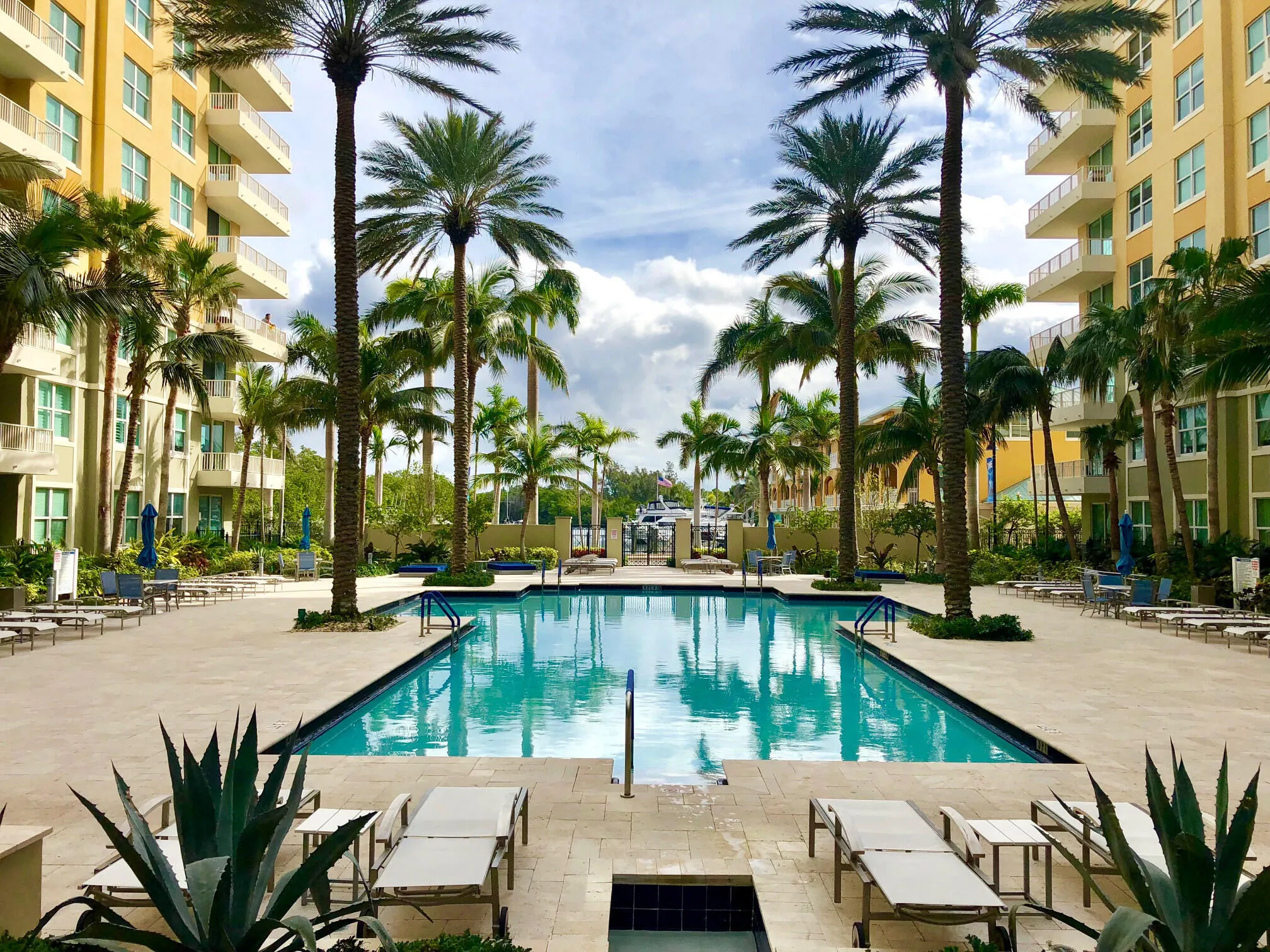 79-web-or-mls-14_ac 700 e boynton beach