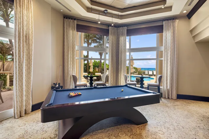 Amenities Clubroom 1