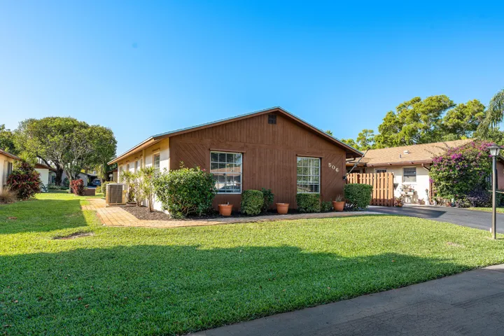 002-506Southeast27thLane-BoyntonBeach-FL