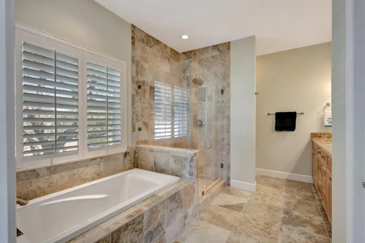 32-web-or-mls-5P1A8818