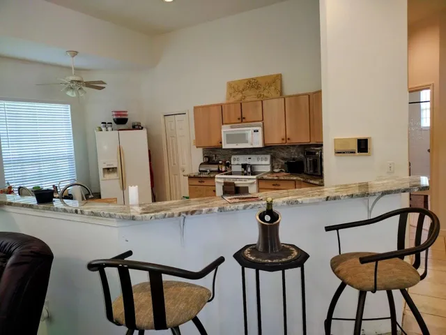 3305 Bent Pine Drive Kitchen