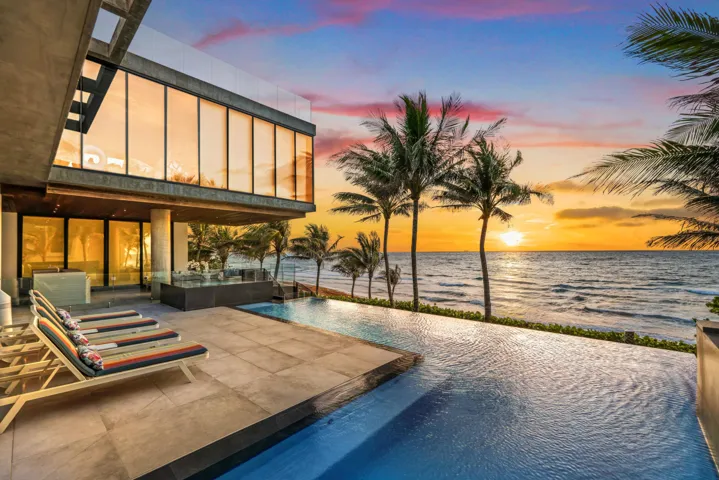 Oceanfront Swimming Pool Loggia Sunrise