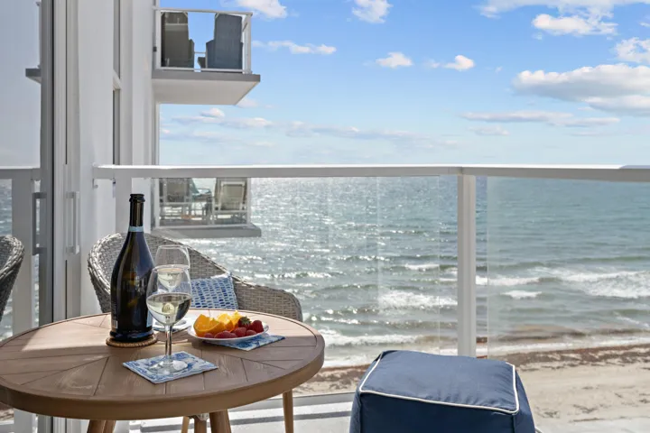 The ocean is calling! Can you hear it?