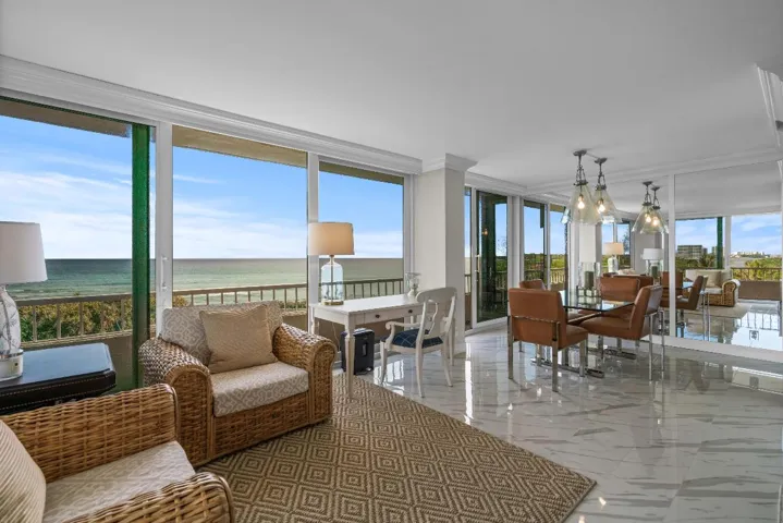 Living / Dining Room