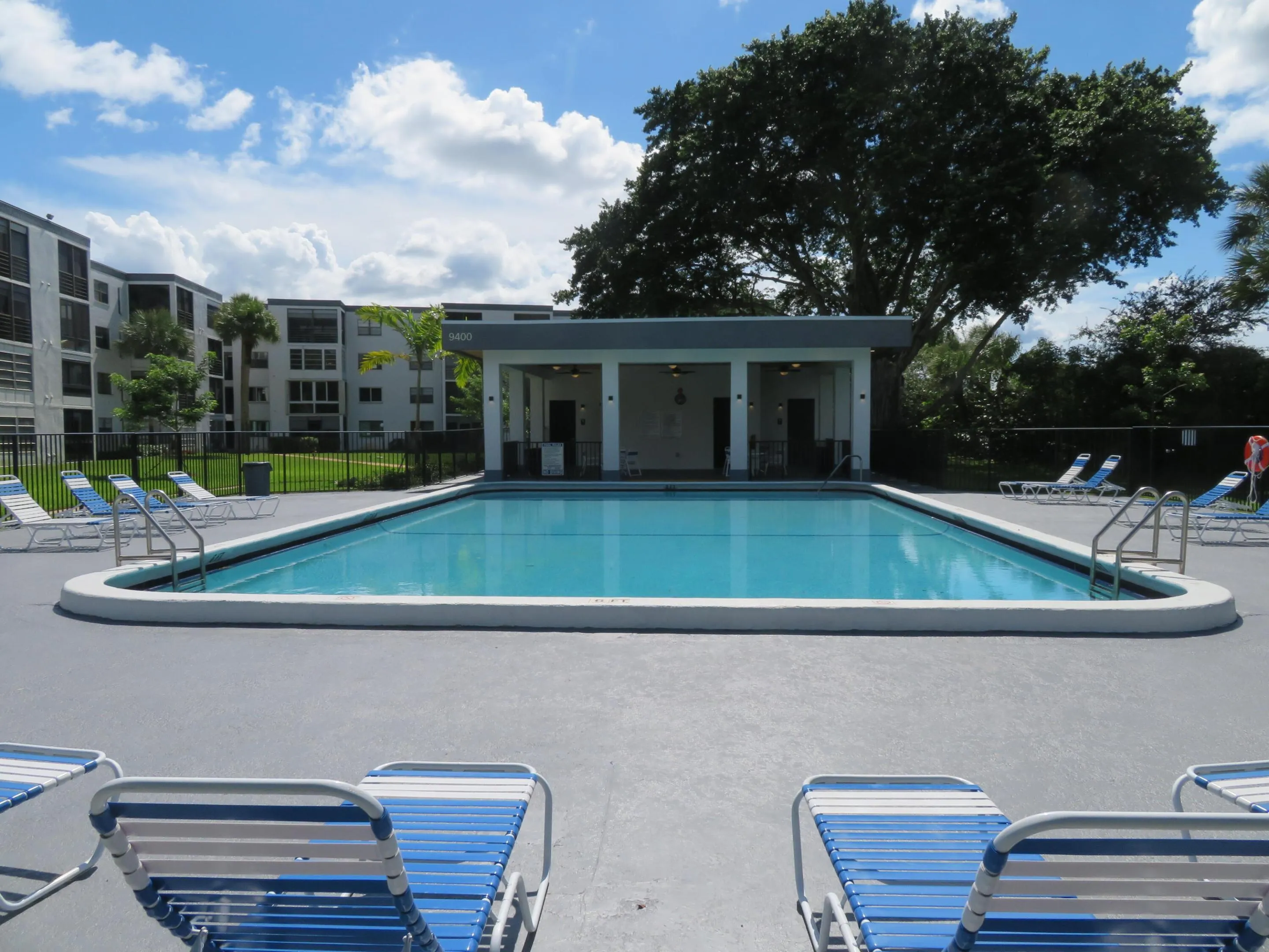 36 9233 Bldg. Pool