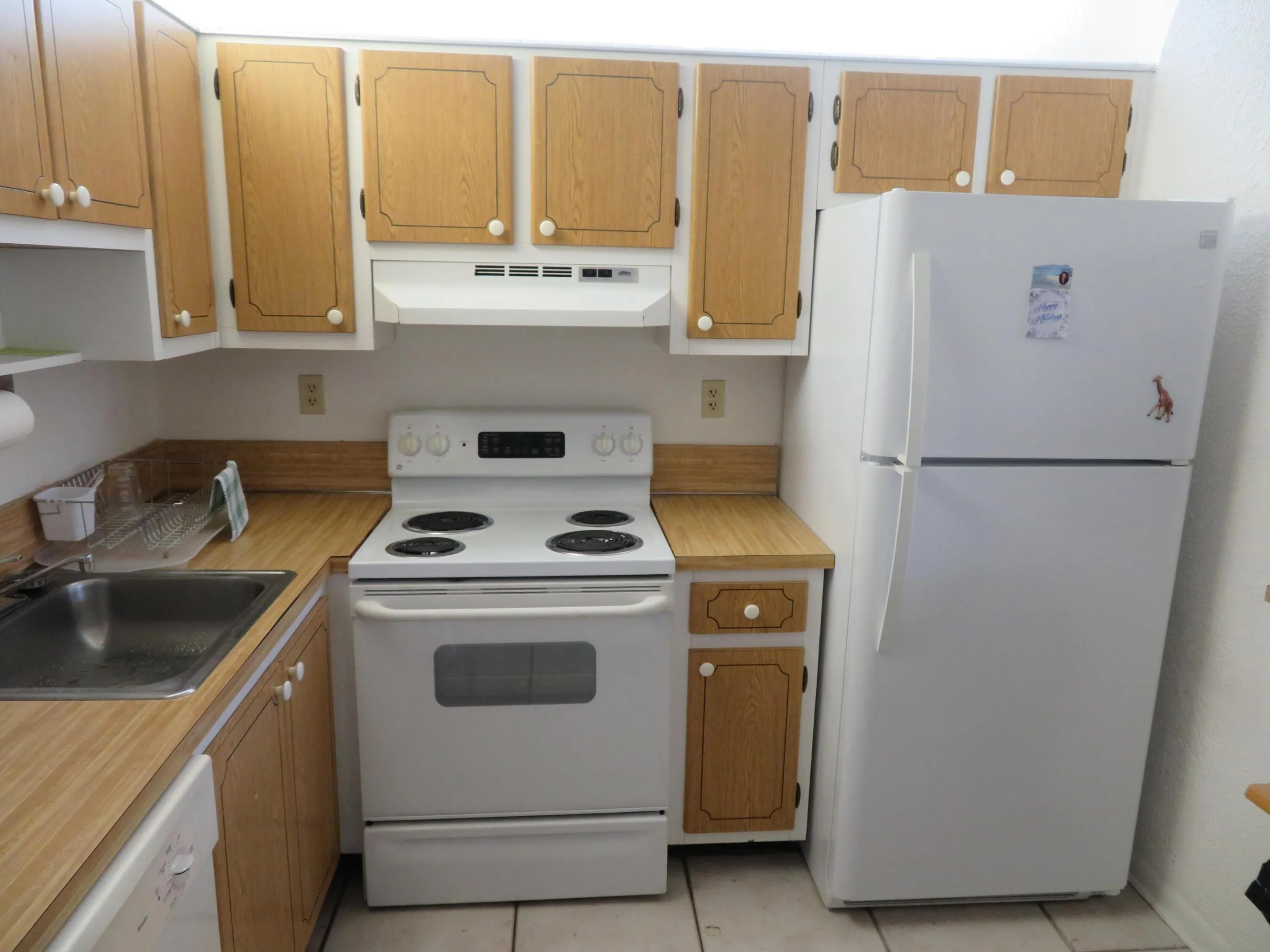 41_9233-119_Kitchen