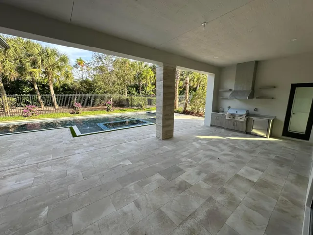 Full Built-in Summer Kitchen!