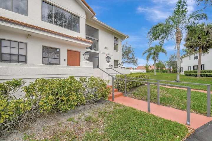 2-web-or-mls-Apartment (2)