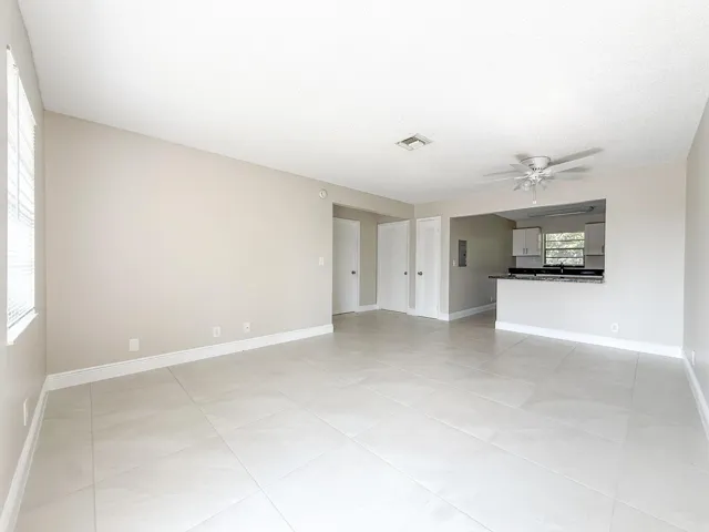 -E272-4A48-8D44-13AC3D5455FF_1_102_o