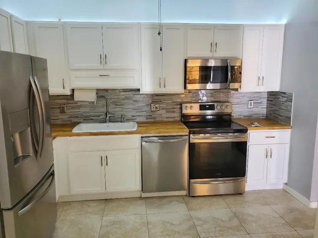 Kitchen (1)