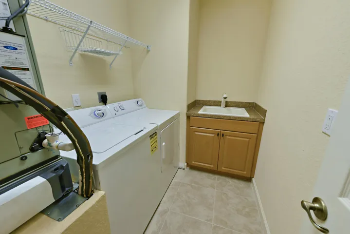2nd Floor Laundry