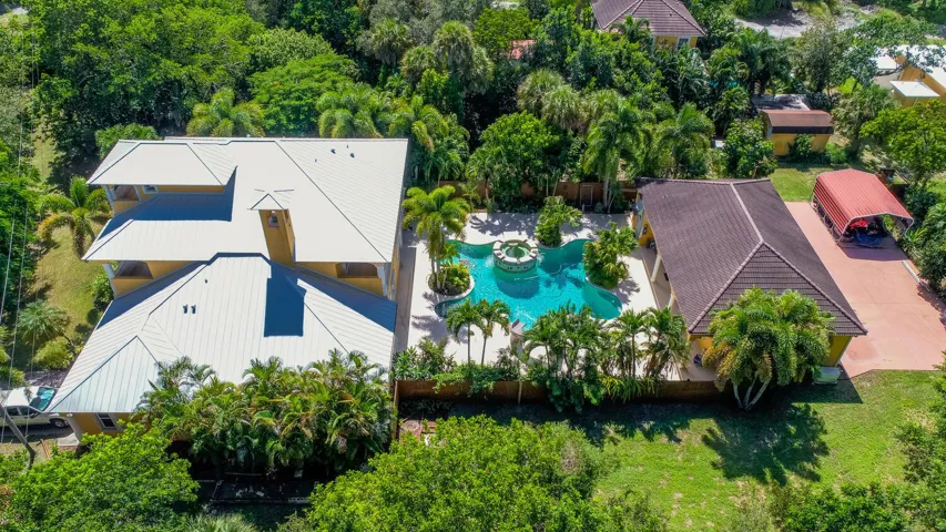 8053 S Indian River Dr Fort-large-062