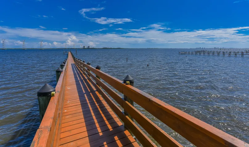 8053 S Indian River Dr Fort-large-028 -