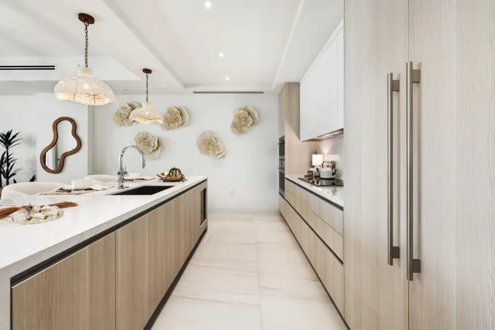 Photos are staged, unit does not come furnished