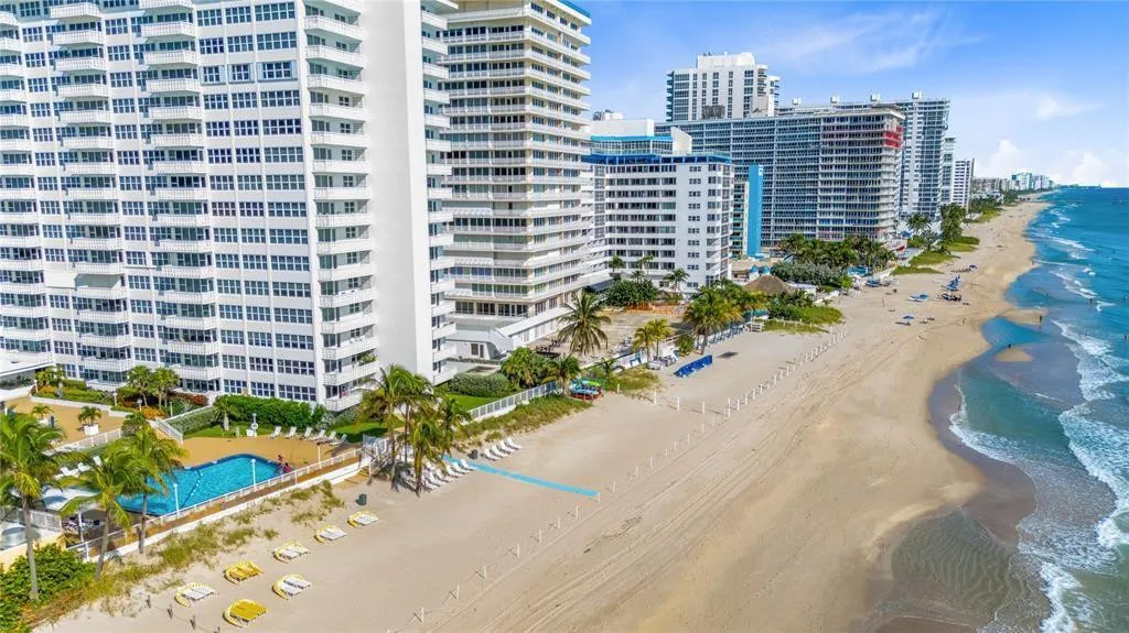 Aerial view of pool and beach view