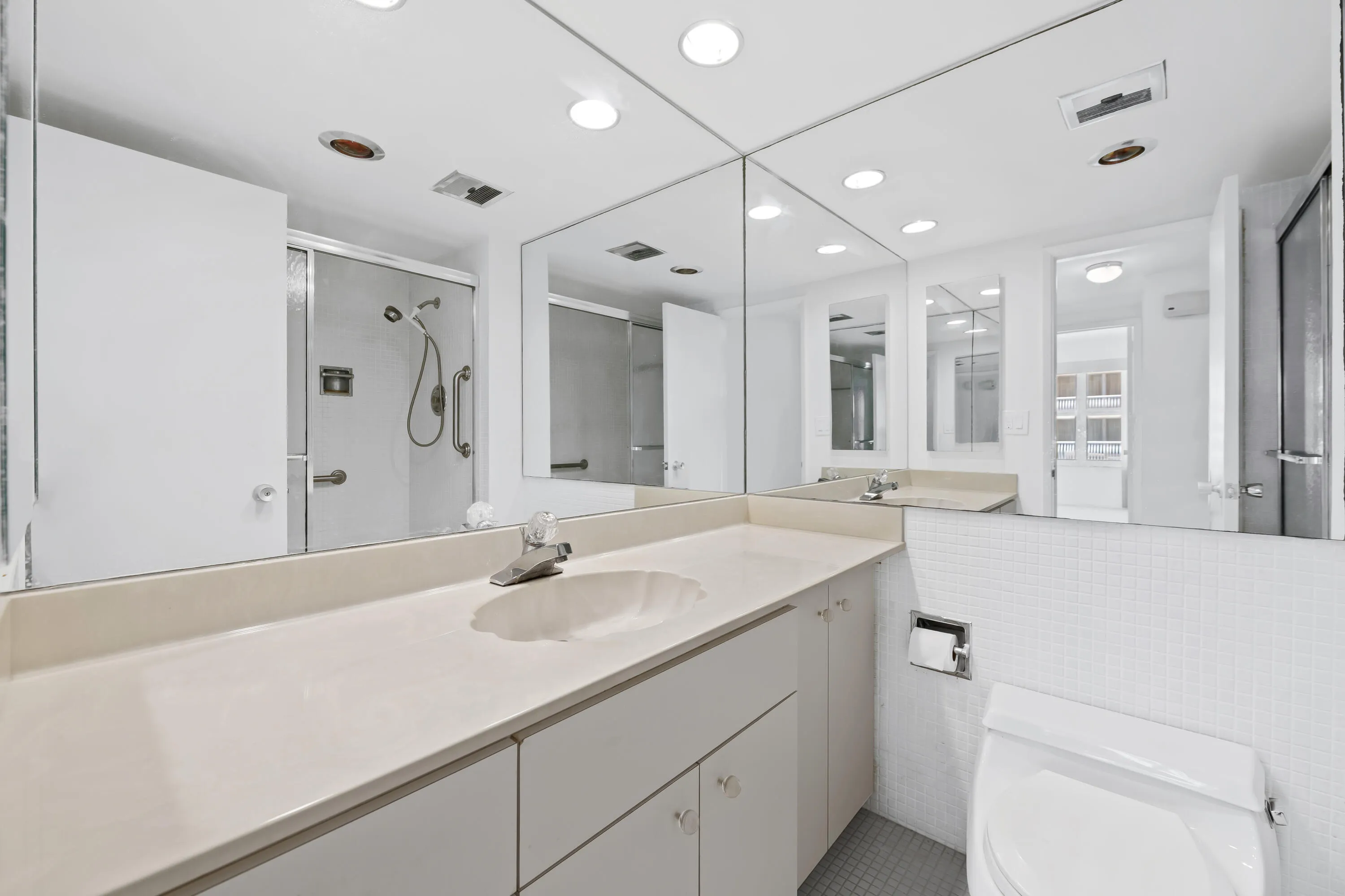 Guest bathroom