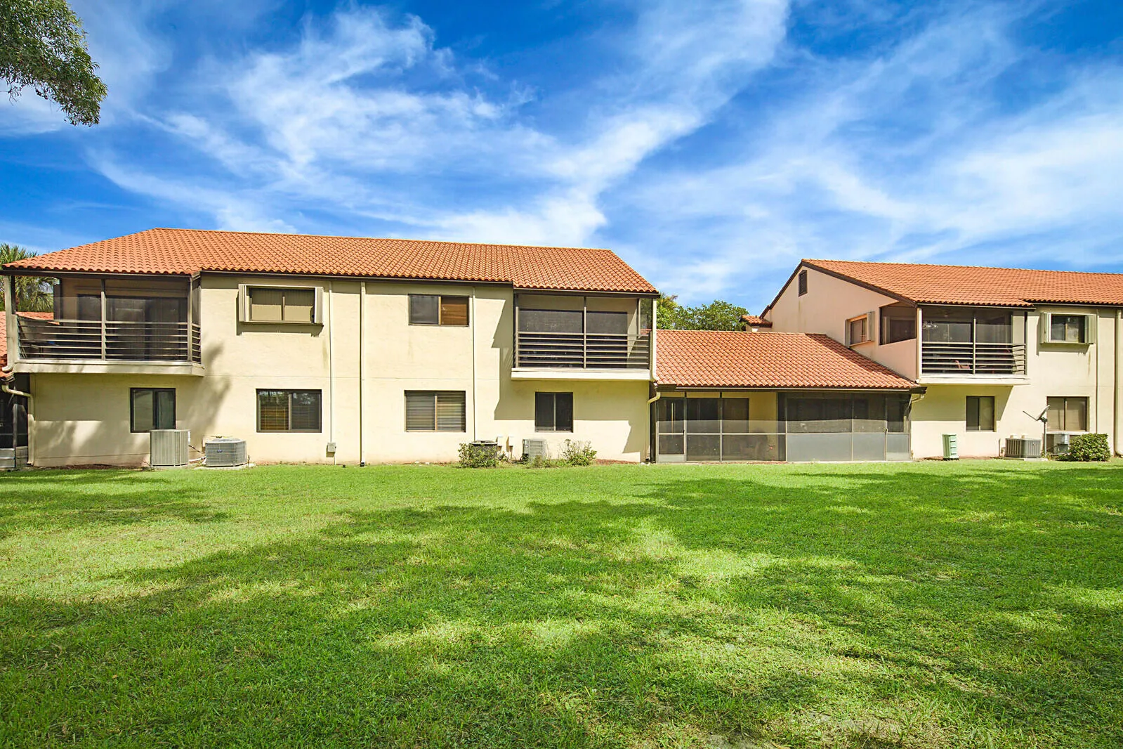 30_9_Via_de_Casas_Sur_Unit_20330_mls