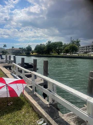 DOCK