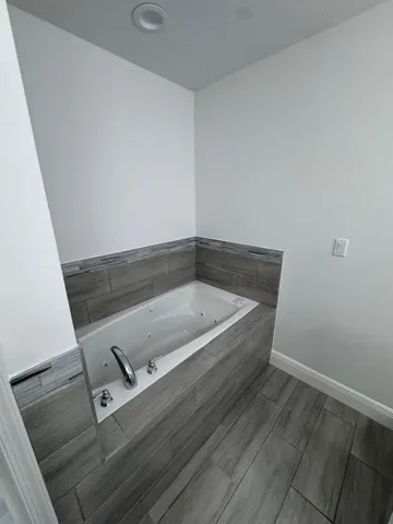 Master Bath3