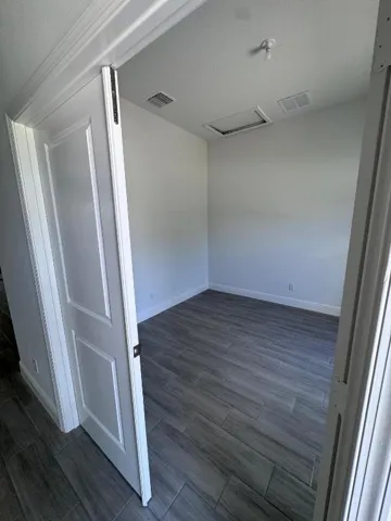 Den