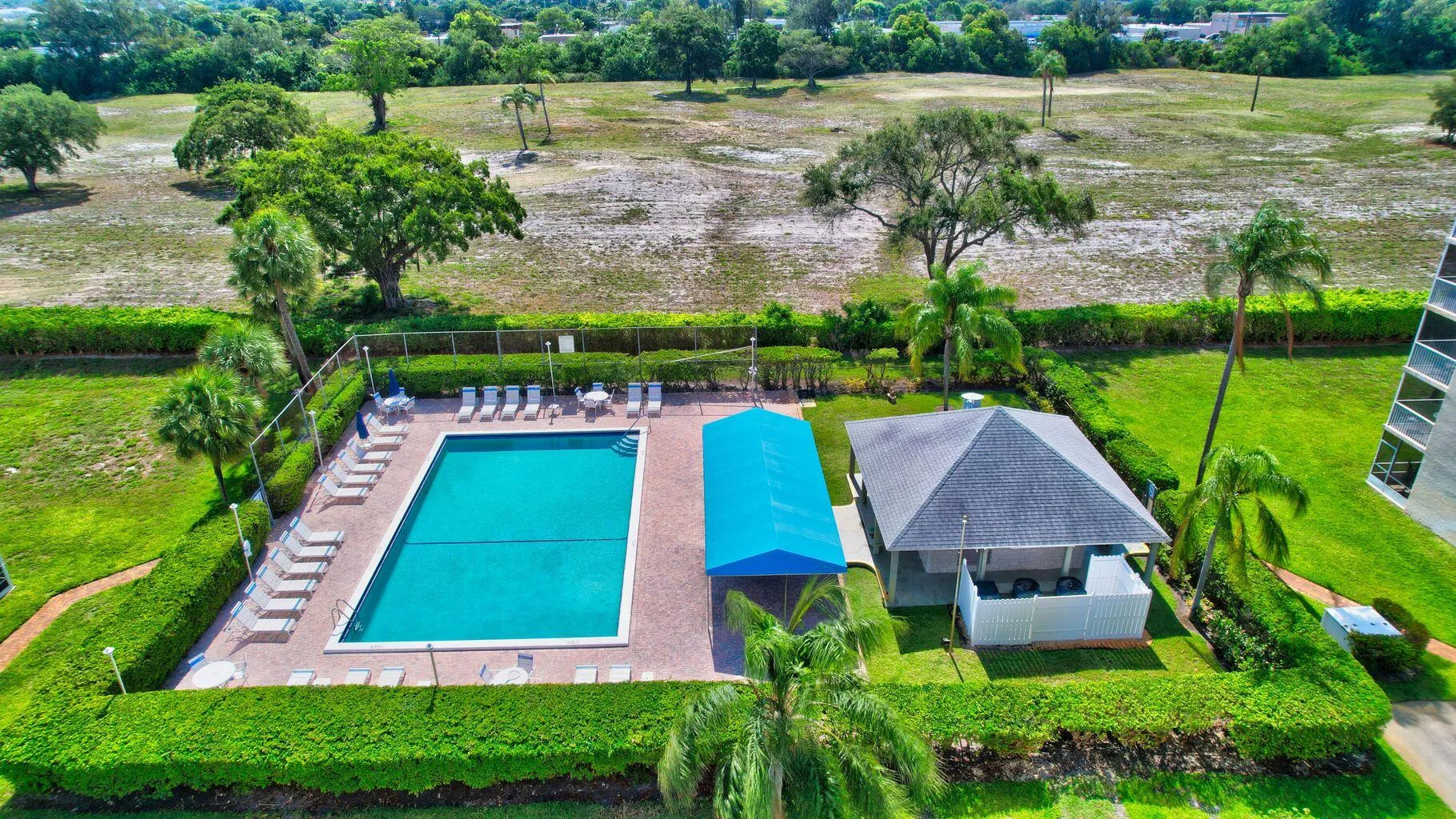 5700 pool aerial