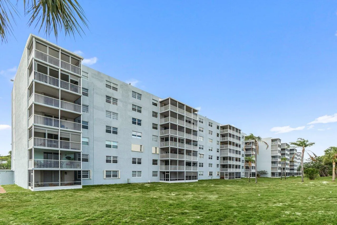 026-5700Northwest2ndAvenue-401-BocaRaton