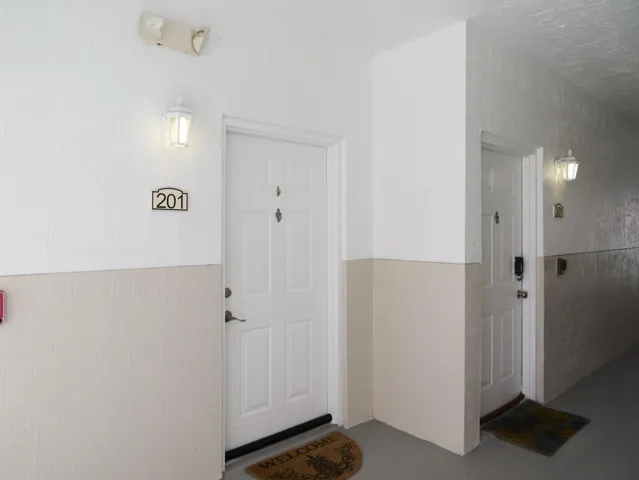 P1189969
