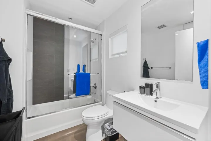 bathroom 8