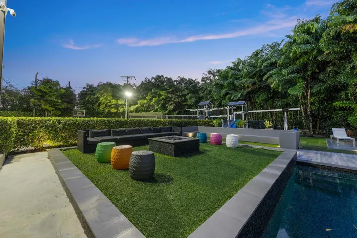 backyard lounge