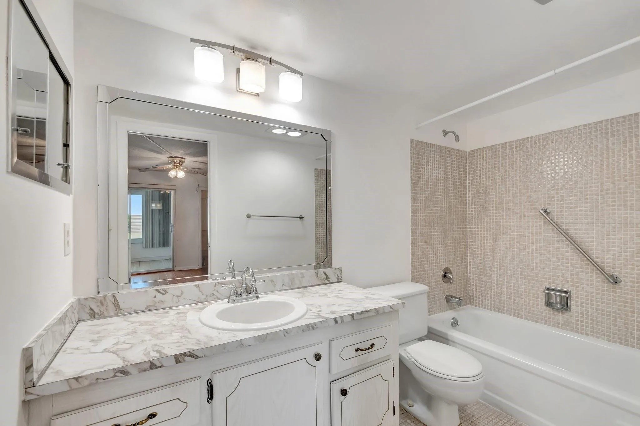 Property photo 50