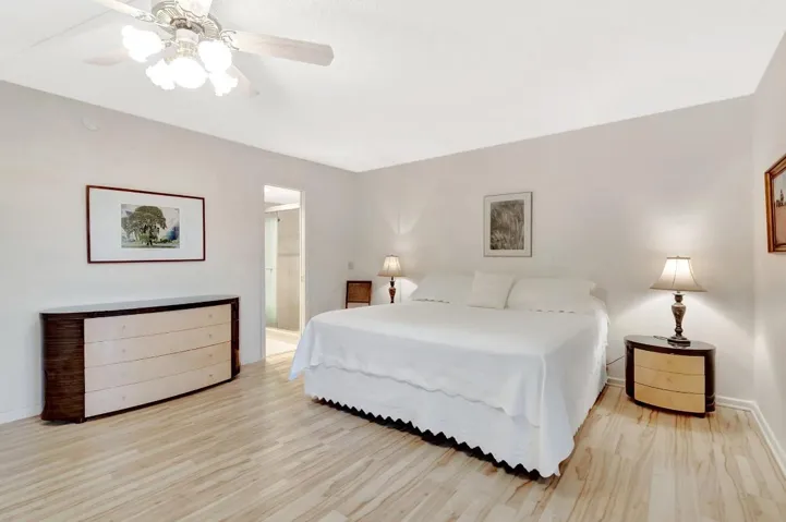 2043 Cambridge C
