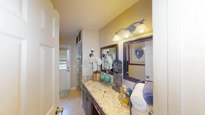 1630-40th-St-05162025_133644