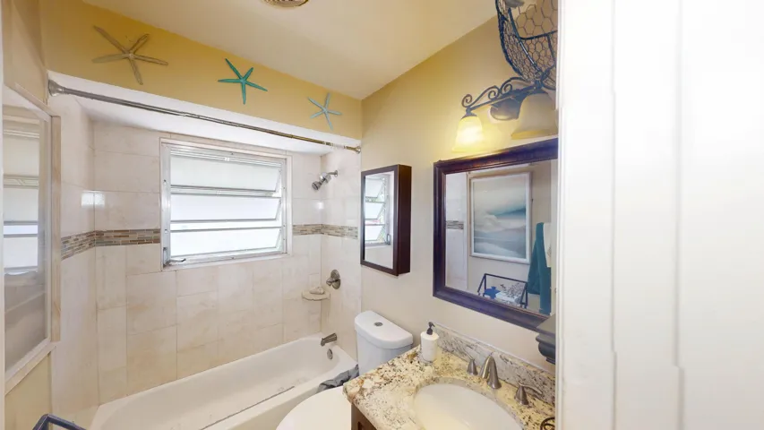 1630-40th-St-05162025_132911