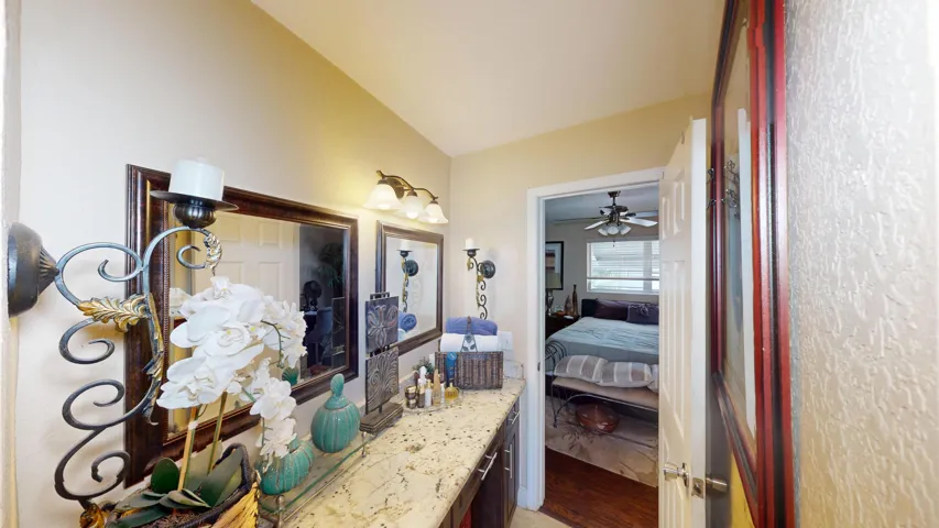 1630-40th-St-05162025_133704