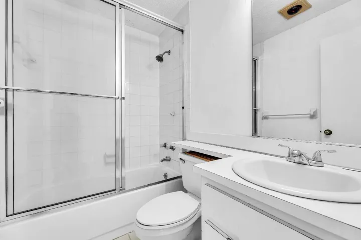 Primary bath 2
