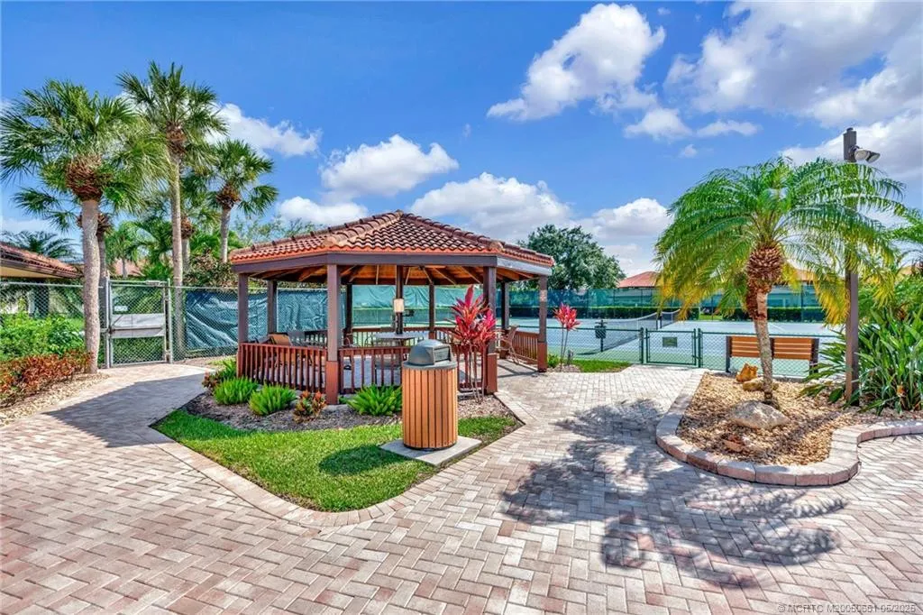 Property photo 43