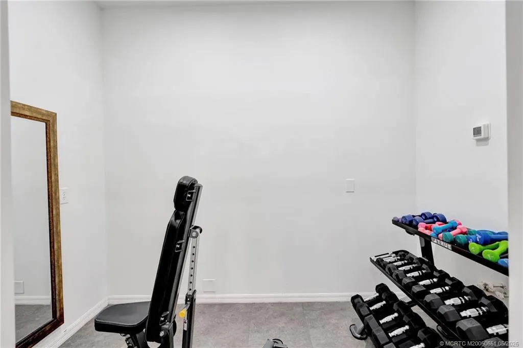 Property photo 38