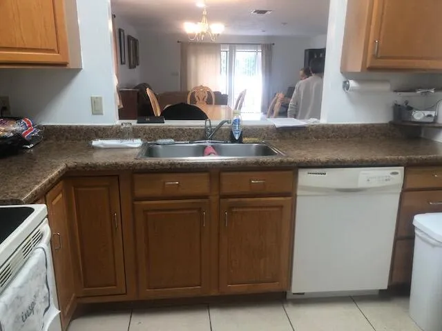 the kitchen 4
