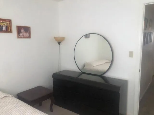 bedroom 2-2