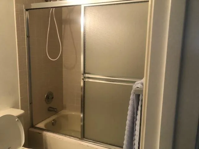 2nd bath 2
