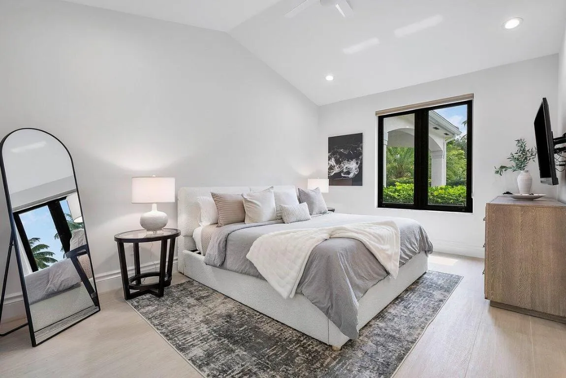 017-21677ElBosqueWay-BocaRaton-FL-33428-