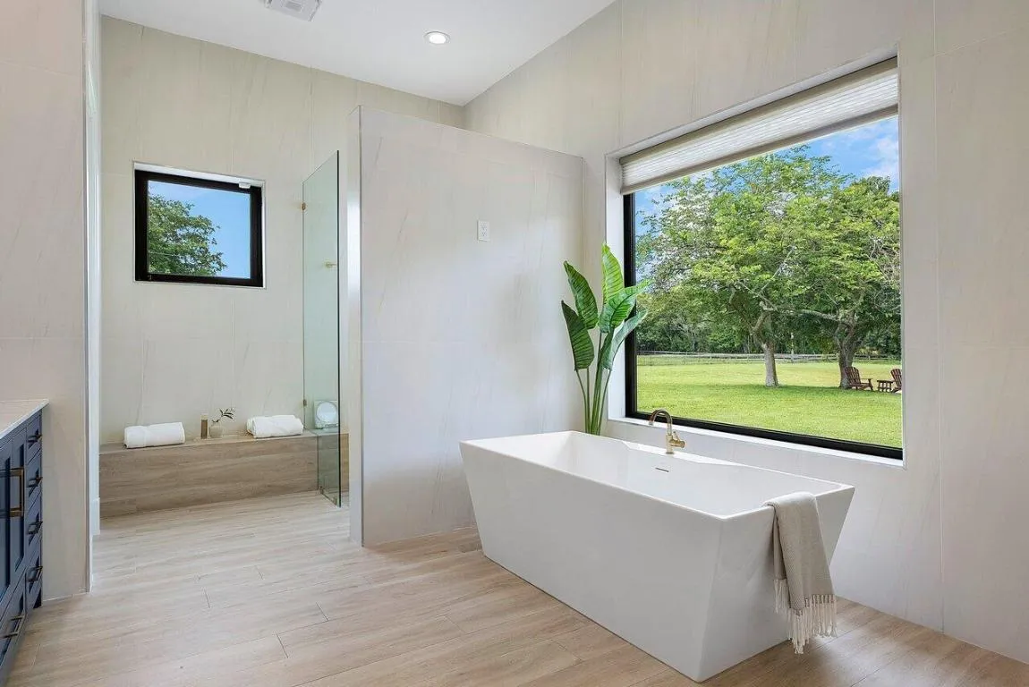 026-21677ElBosqueWay-BocaRaton-FL-33428-