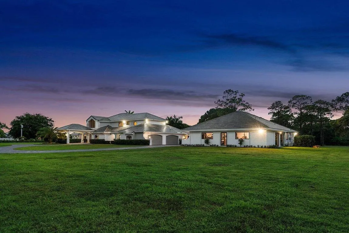 072-21677ElBosqueWay-BocaRaton-FL-33428-