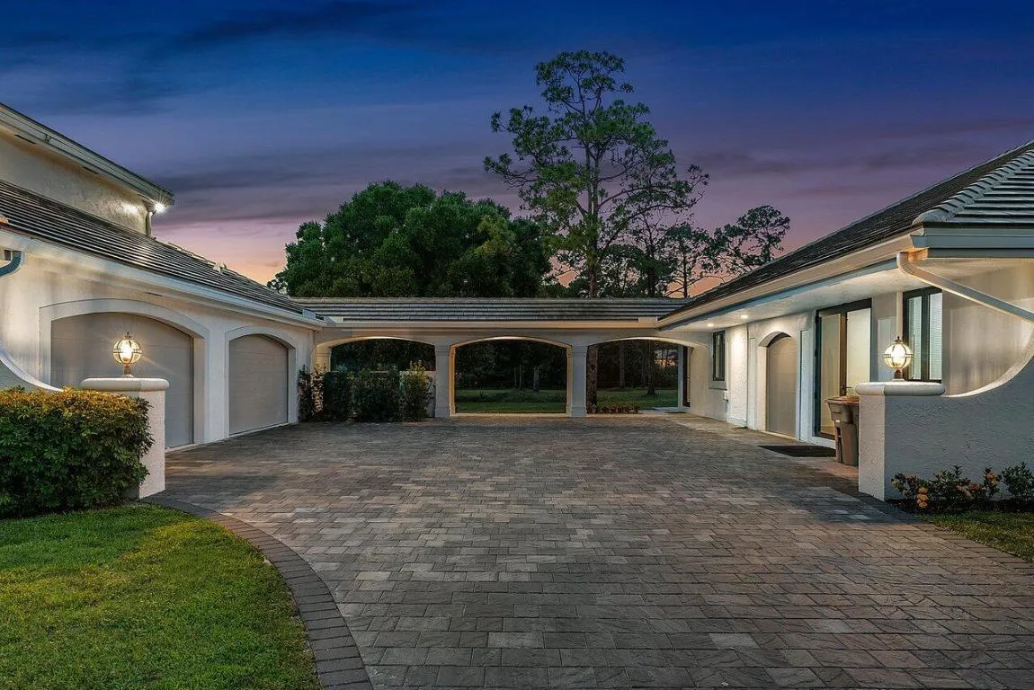 075-21677ElBosqueWay-BocaRaton-FL-33428-